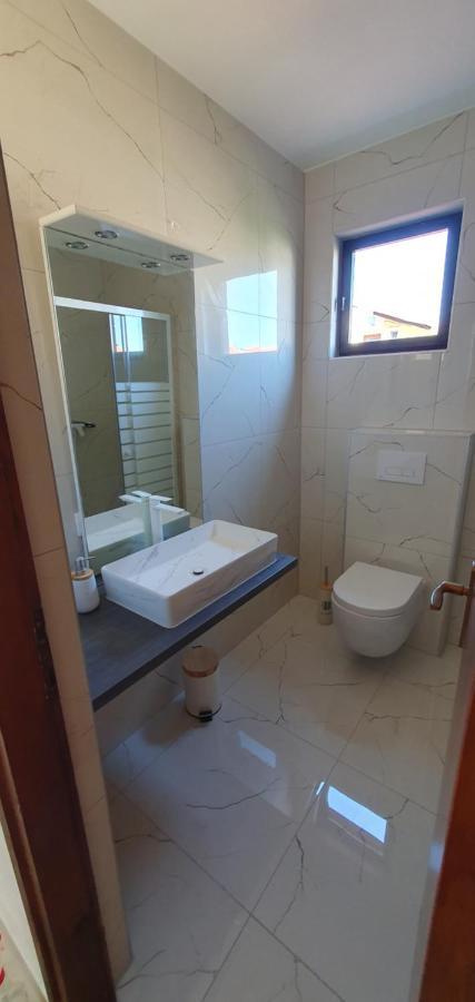 Pine Tree Apartment Водице Экстерьер фото